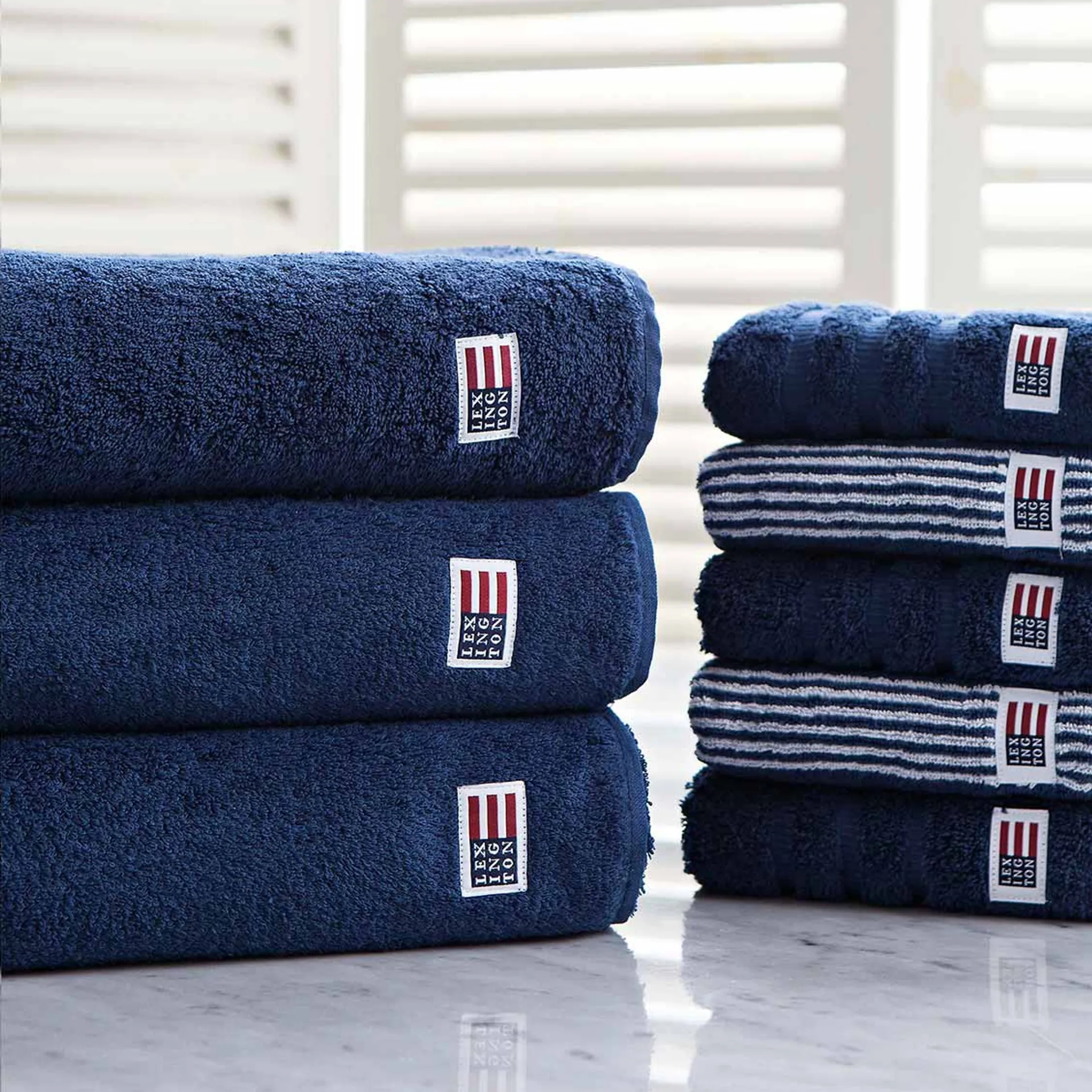 Icons Original handduk 50x70 cm, Navy Lexington