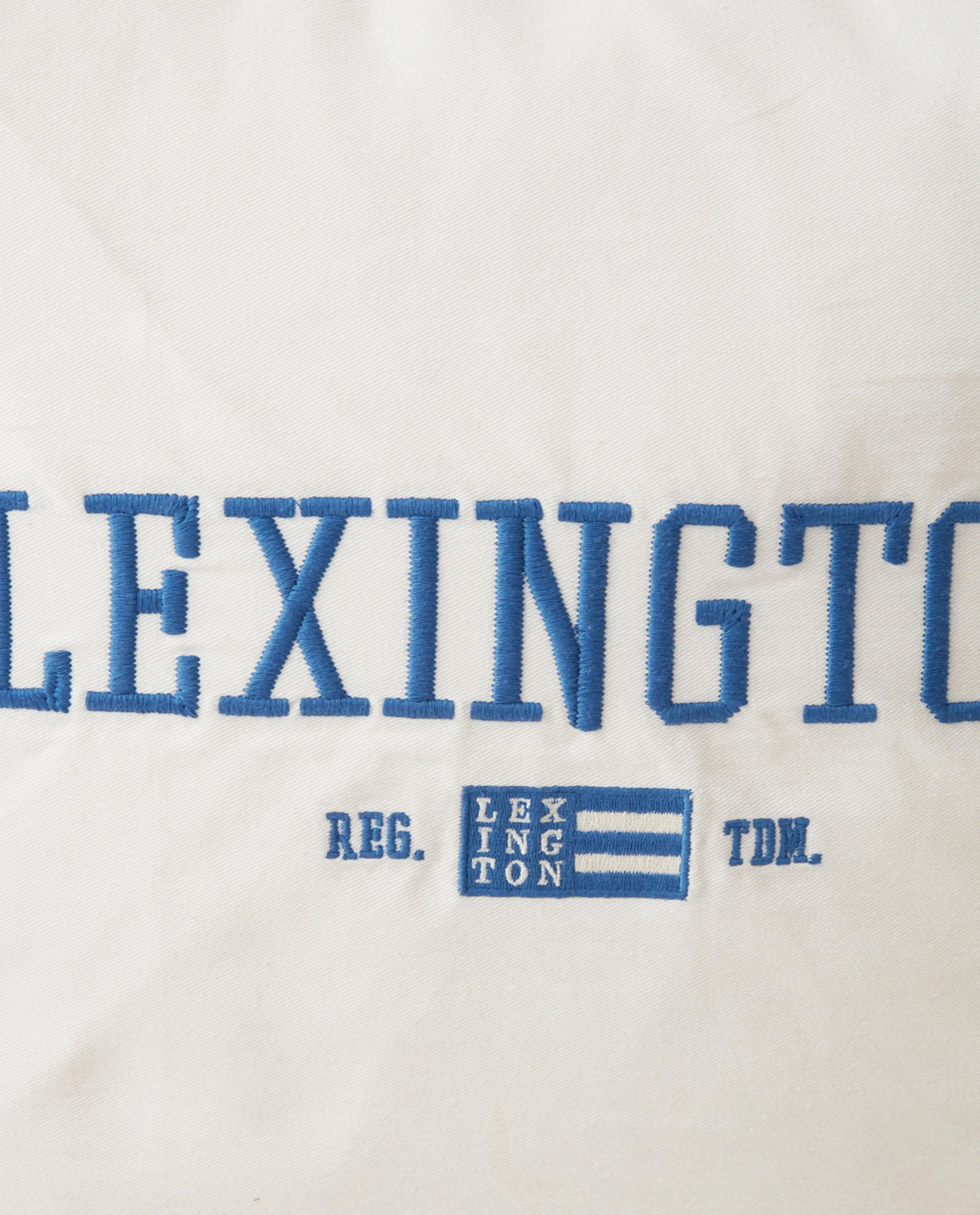Logo Organic Cotton Twill kuddfodral 50x50 cm, Vit-blå Lexington