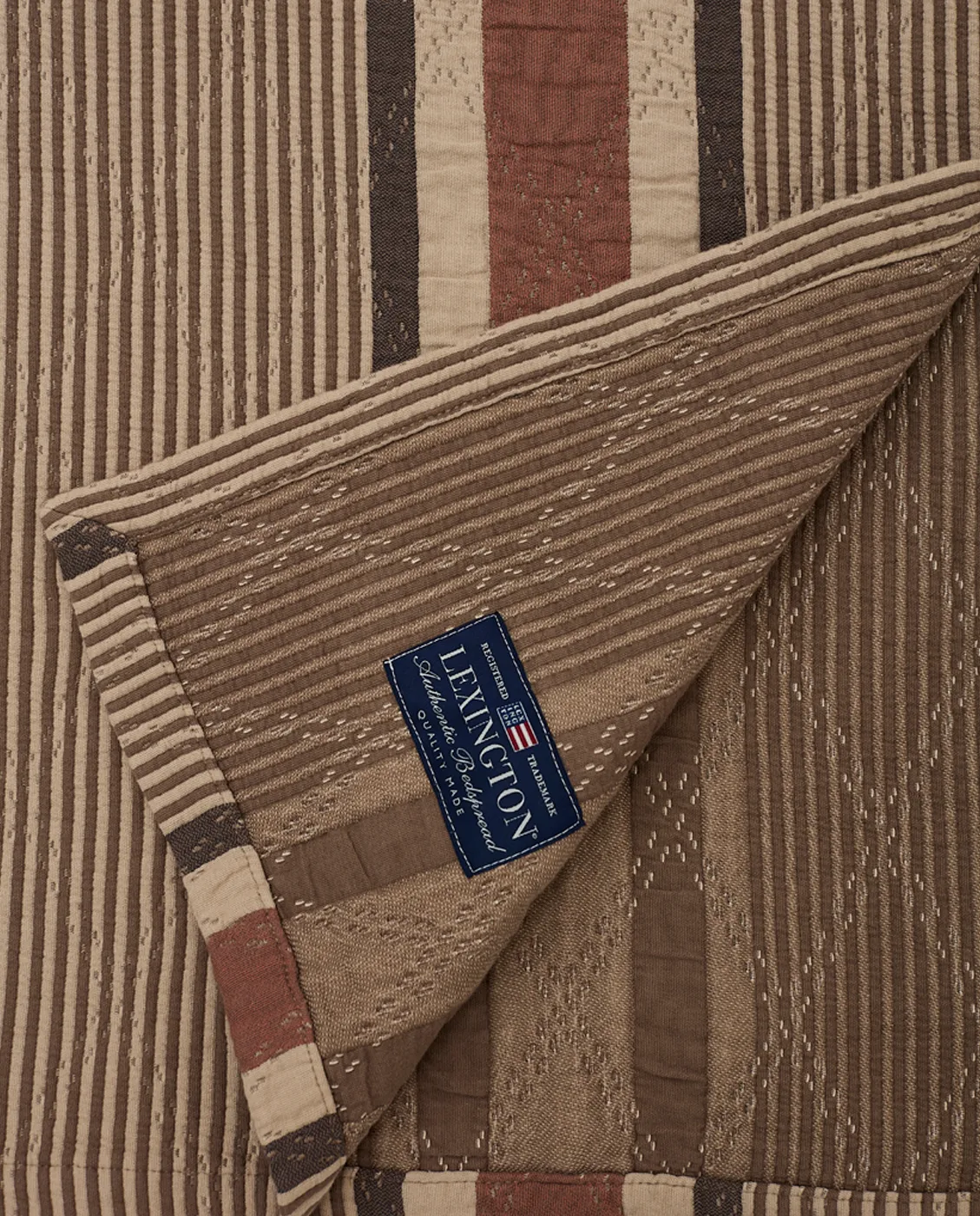Side Striped Soft Quilted överkast 160x240 cm, Beige Lexington