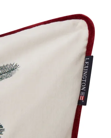 Spruce Stars Org Cotton Velvet kuddfodral 50x50 cm - White-green-red - Lexington