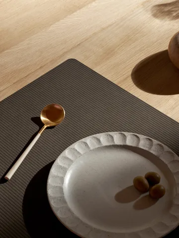 Corduroy bordstablett square L - Caviar, 45x35 cm - LIND DNA