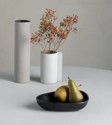 Curve Stoneware djup tallrik 19x22 cm - Black - LIND DNA