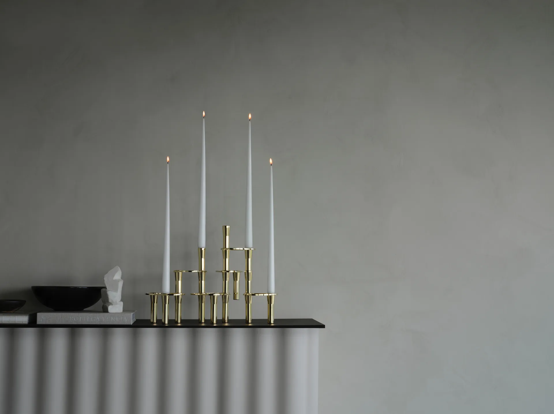 Lind Curve kombinerbar ljusstake 24K guldplätering, Triple LIND DNA