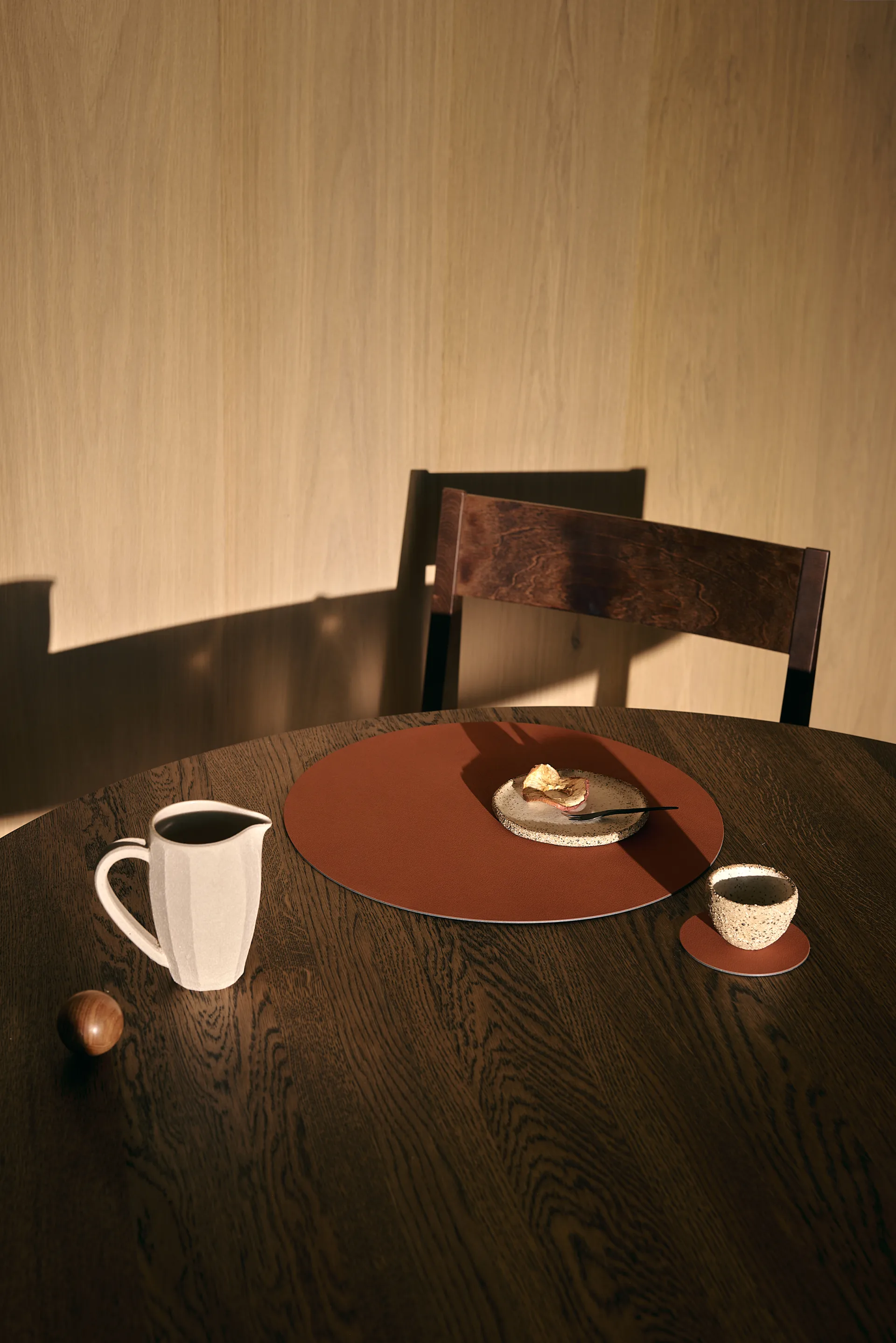 Nupo bordstablett, Rust, circle, L, Ø38 cm LIND DNA