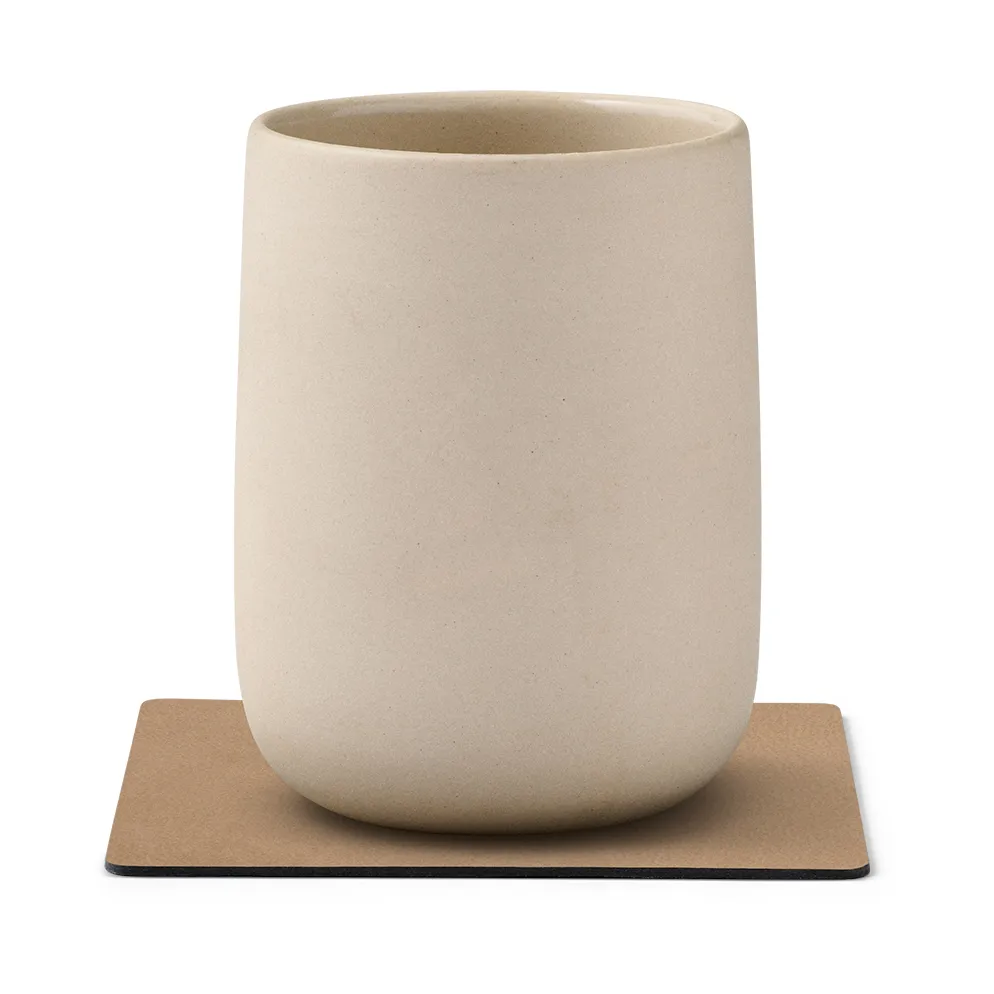 Nupo glasunderlägg square, Nougat LIND DNA