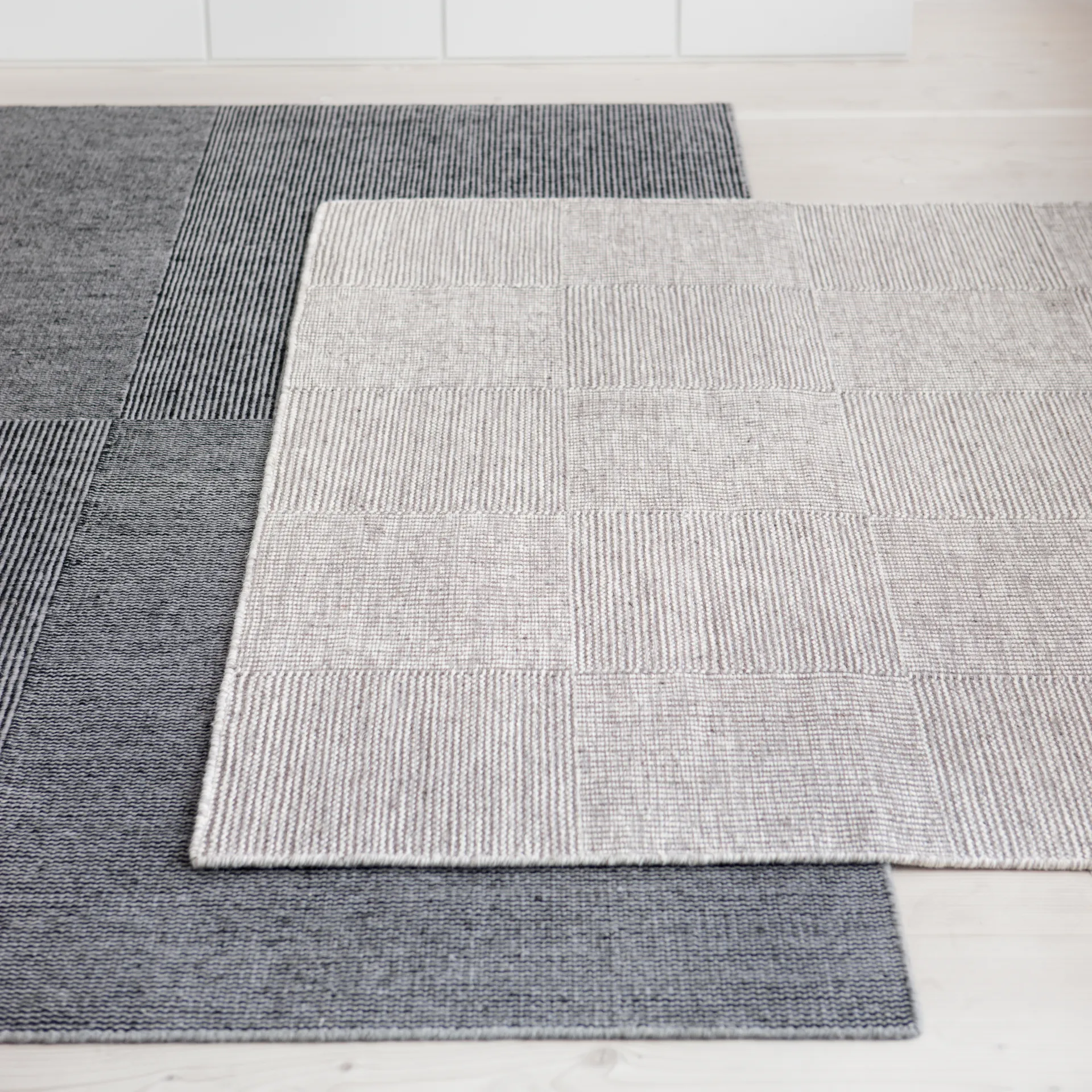 Kent ullmatta 250x300 cm, Svart Linie Design