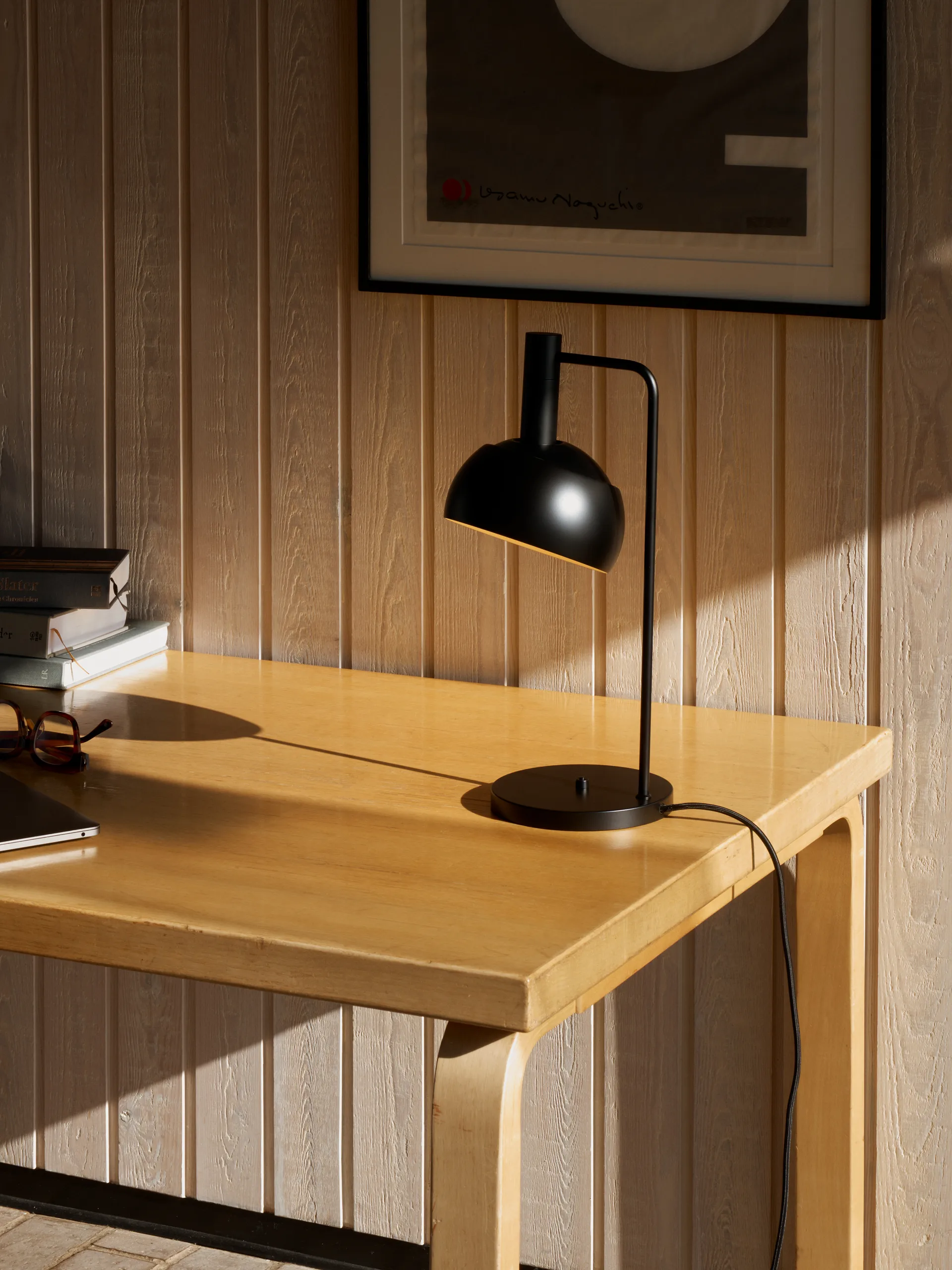 FJ Elements bordslampa Ø17,5 cm, Black Louis Poulsen
