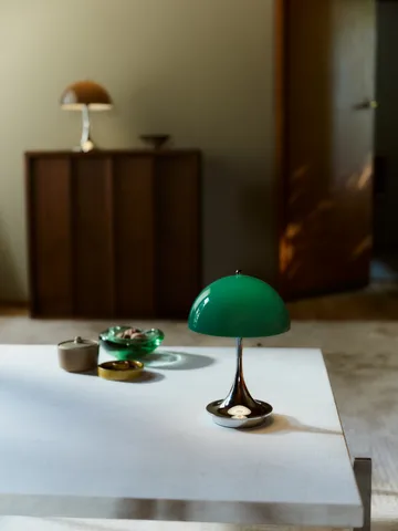 Panthella 160 Portable v3 bordslampa - Original Opal Green - Louis Poulsen