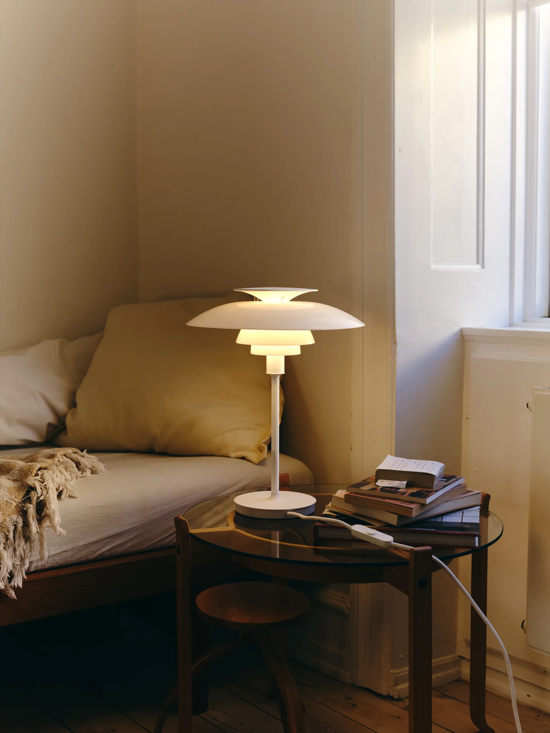 PH 80 bordslampa, Vit opal, vit Louis Poulsen