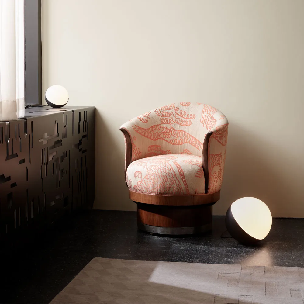 VL Studio bords-/golvlampa Ø15 cm, Svart Louis Poulsen