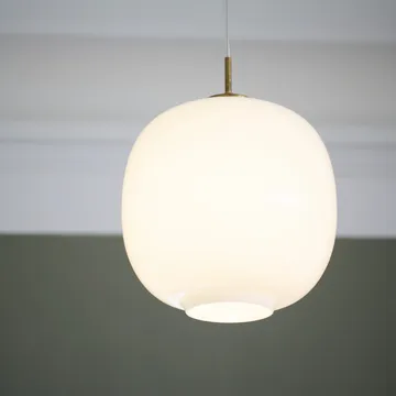 VL45 Radiohuspendel Ø37 cm - Brass-white opal glass - Louis Poulsen