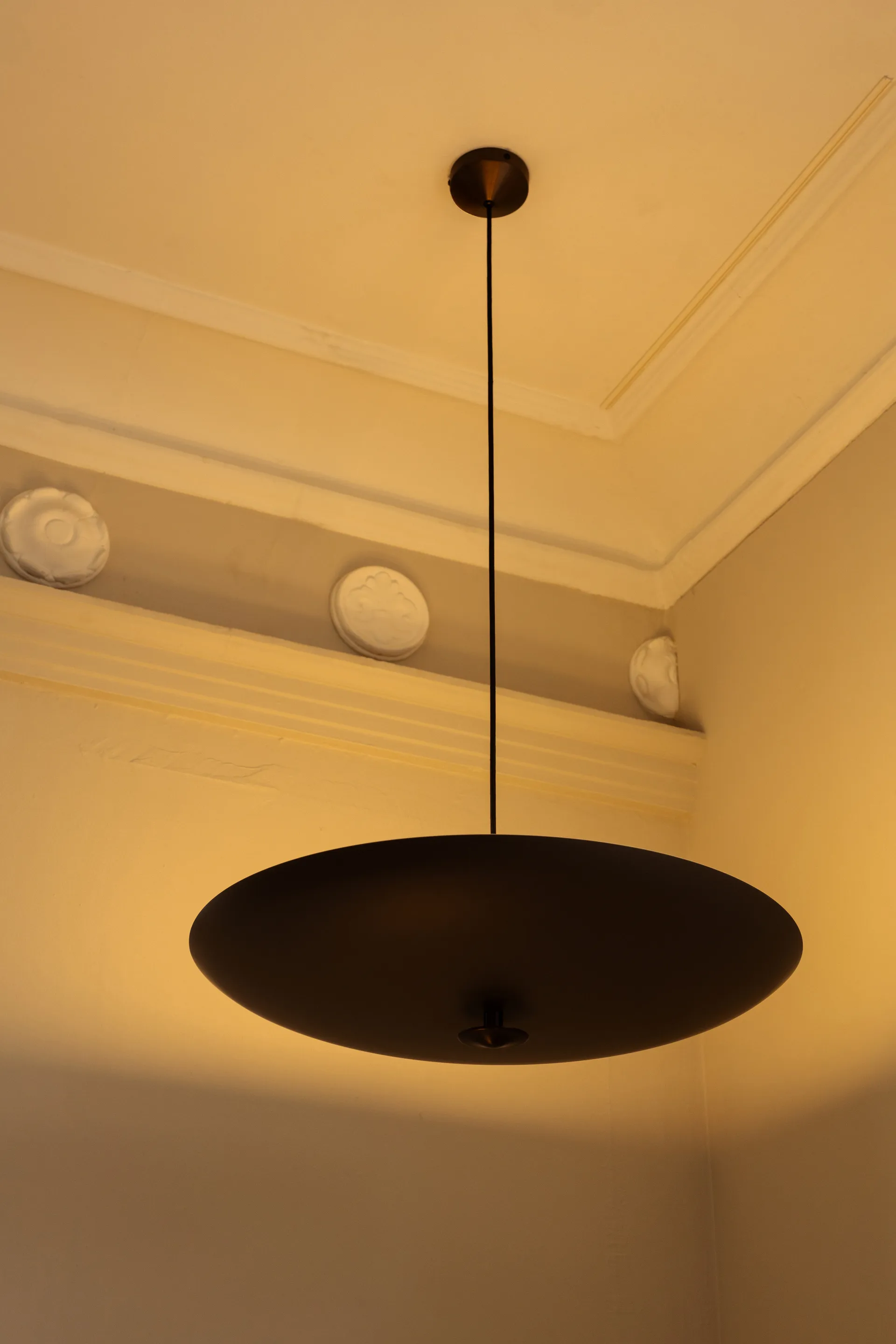 Toton 600 pendel uplight, Bronze LYFA