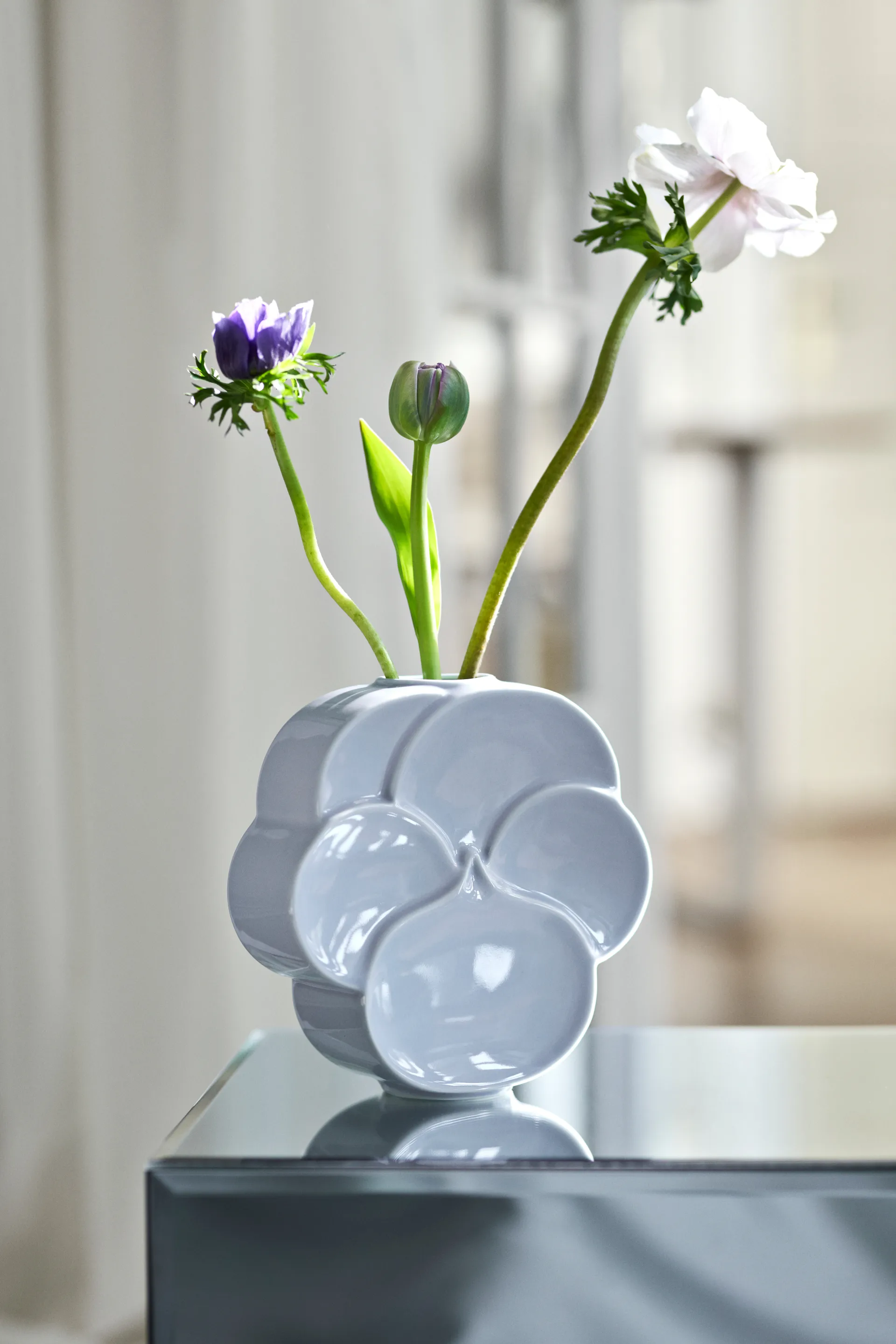 Flower vas, Styvmorsviol, 17 cm Lyngby Porcelæn
