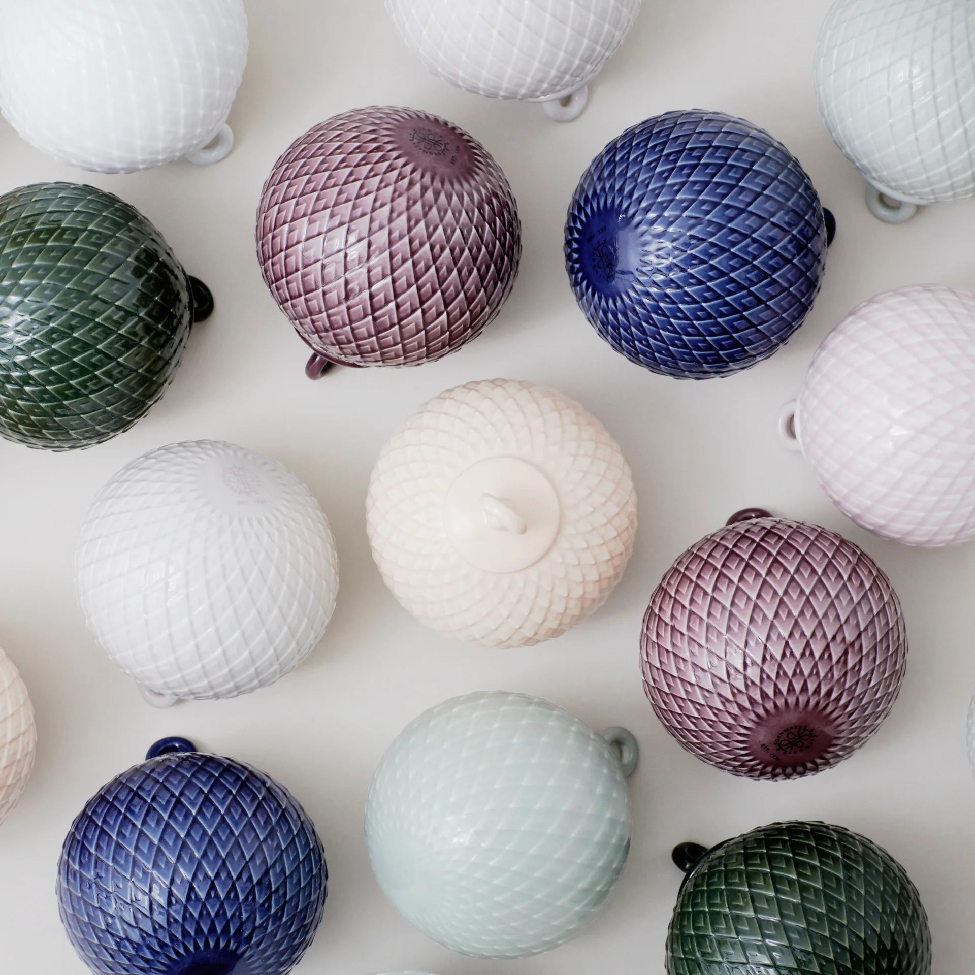 Rhombe julkula Ø7 cm, Vit Lyngby Porcelæn
