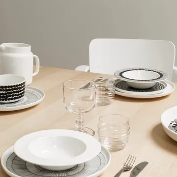 Siirtolapuutarha djup tallrik Ø20 cm 4-pack svart - Marimekko