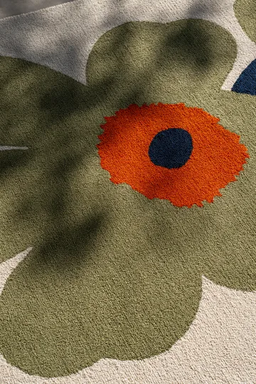 Unikko anniversary matta outdoor - Dusty green, 140x200 cm - Marimekko