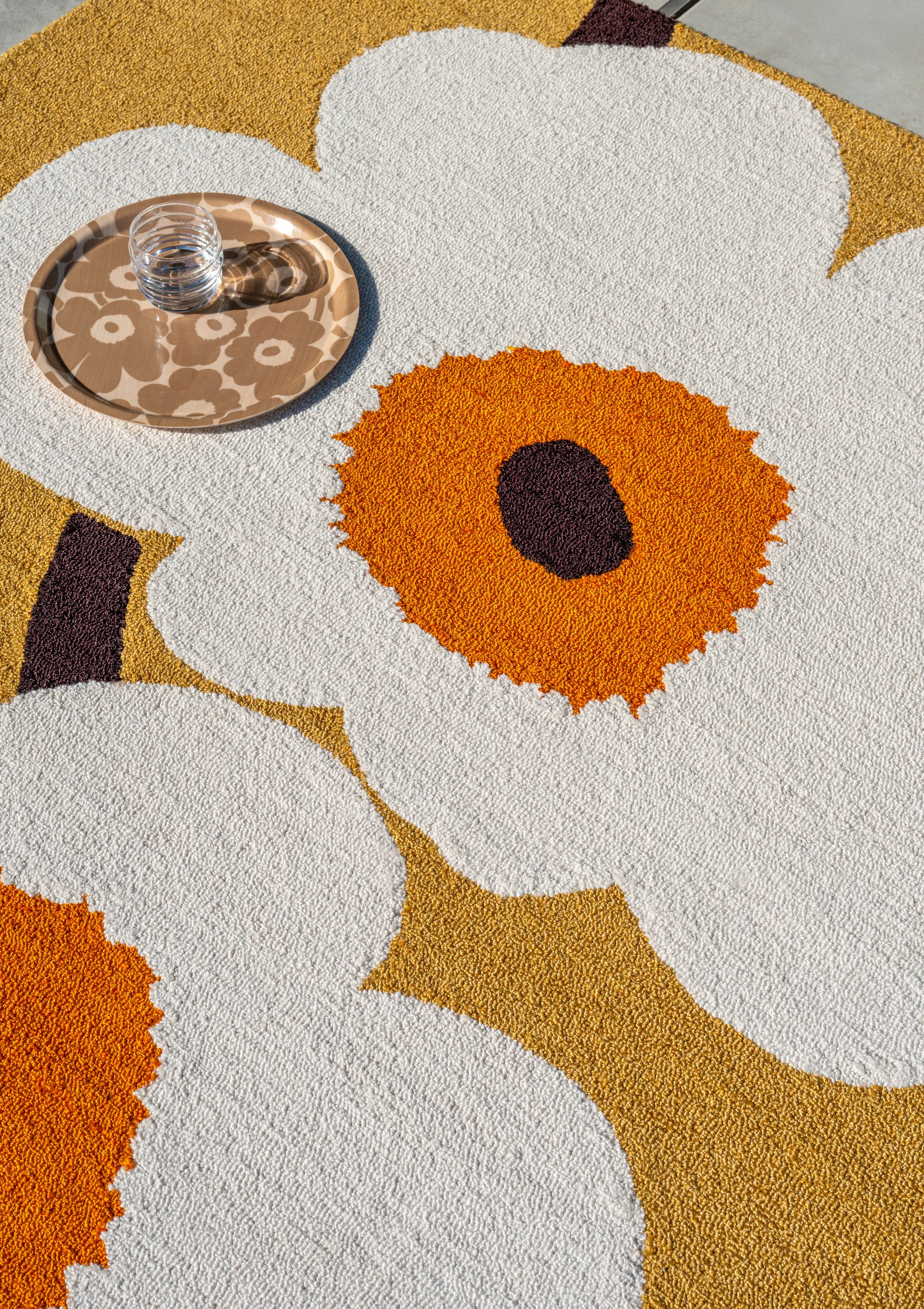 Unikko anniversary matta outdoor, Honey, 160x230 cm Marimekko