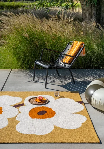 Unikko anniversary matta outdoor - Honey, 200x280 cm - Marimekko