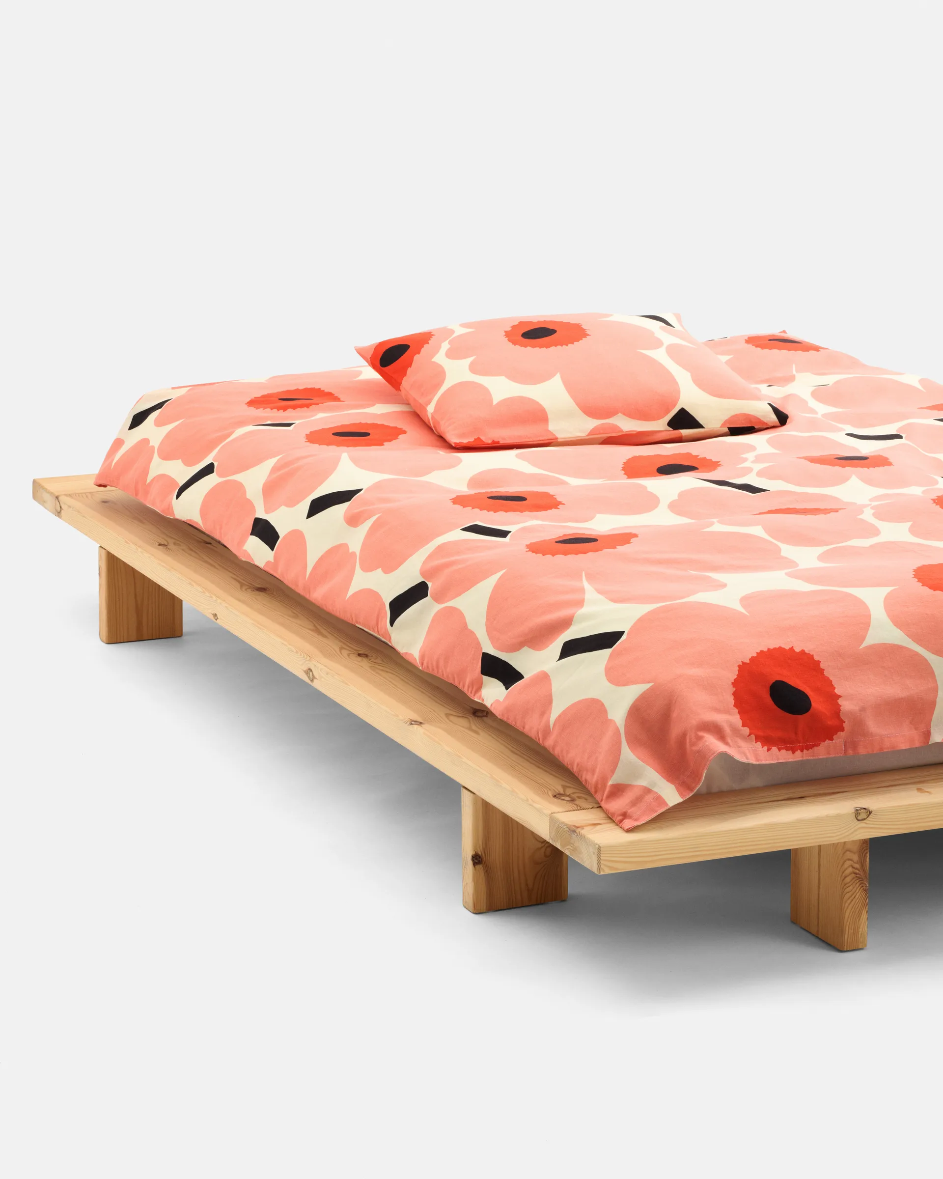 Unikko påslakan 220x240 cm, Off white-coral-orange red-charcoal Marimekko