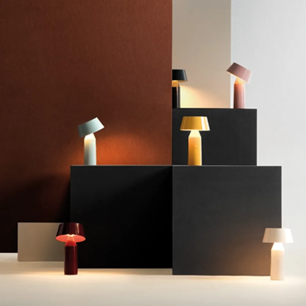 Bicoca portabel bordslampa, wine red Marset