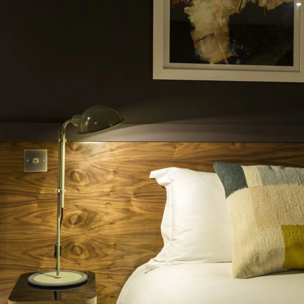 Funiculi bordslampa, moss grey Marset