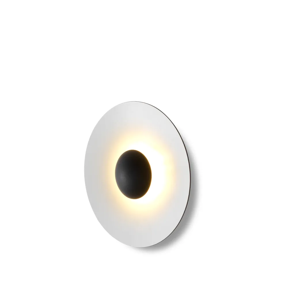 Ginger 32 C vägglampa, Vit/wenge Marset