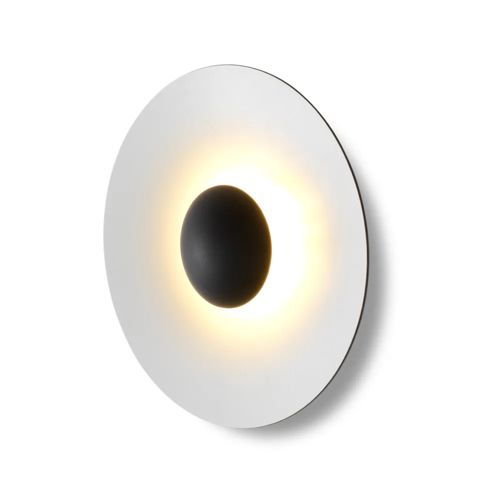 Ginger 60 C vägglampa, vit/wenge Marset