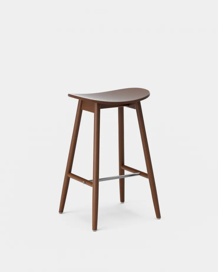 Icha barstol 65 cm, Valnötsbetsad bok Massproductions