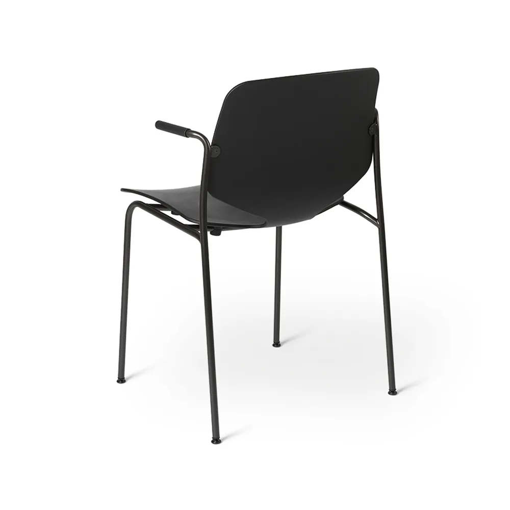 Nova Sea karmstol, black, svart stålstativ Mater