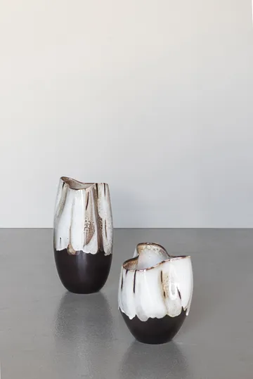 By Hand vas small 24,5 cm - Off-white - Mette Ditmer