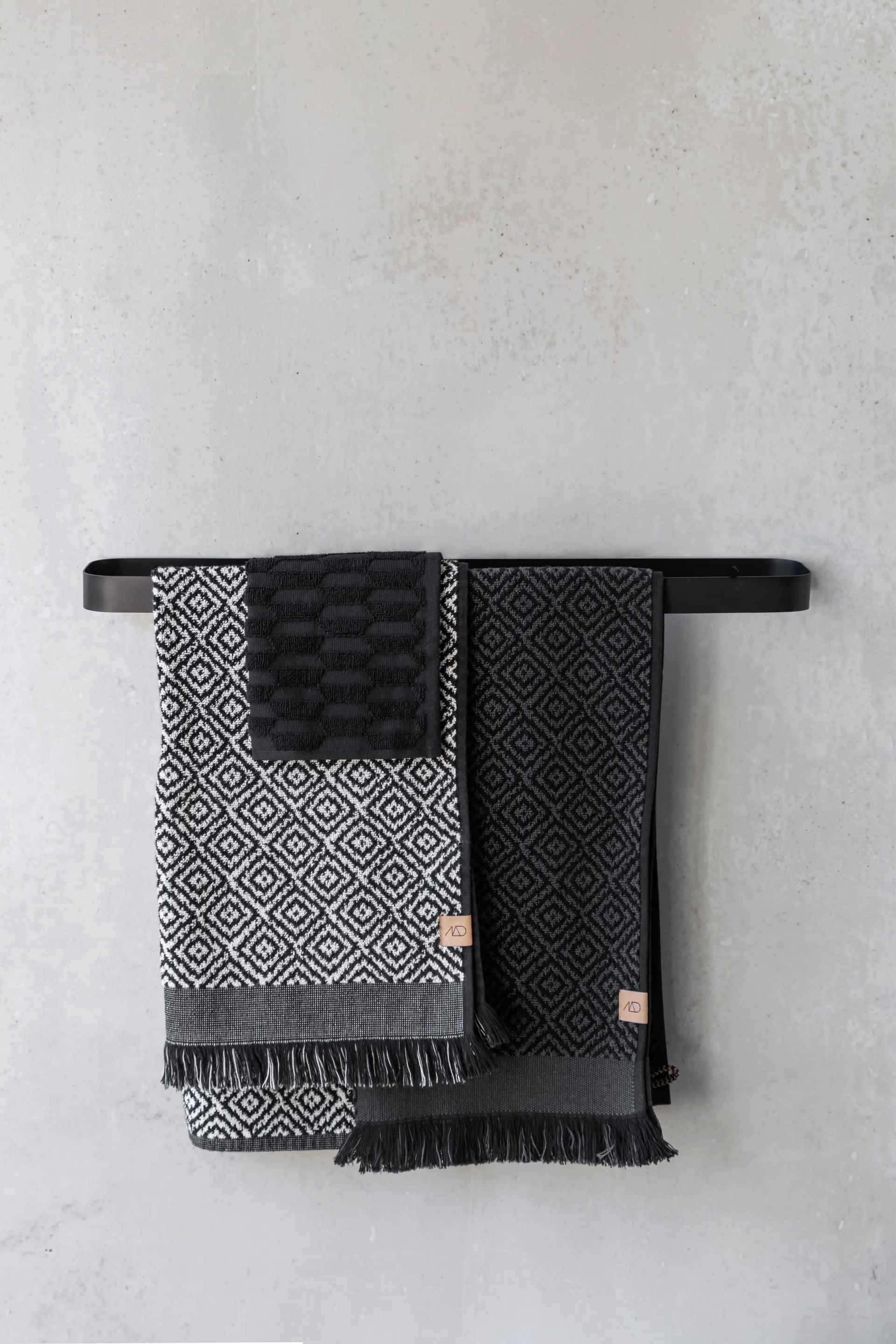 Carry handdukshängare 52 cm, Black Mette Ditmer