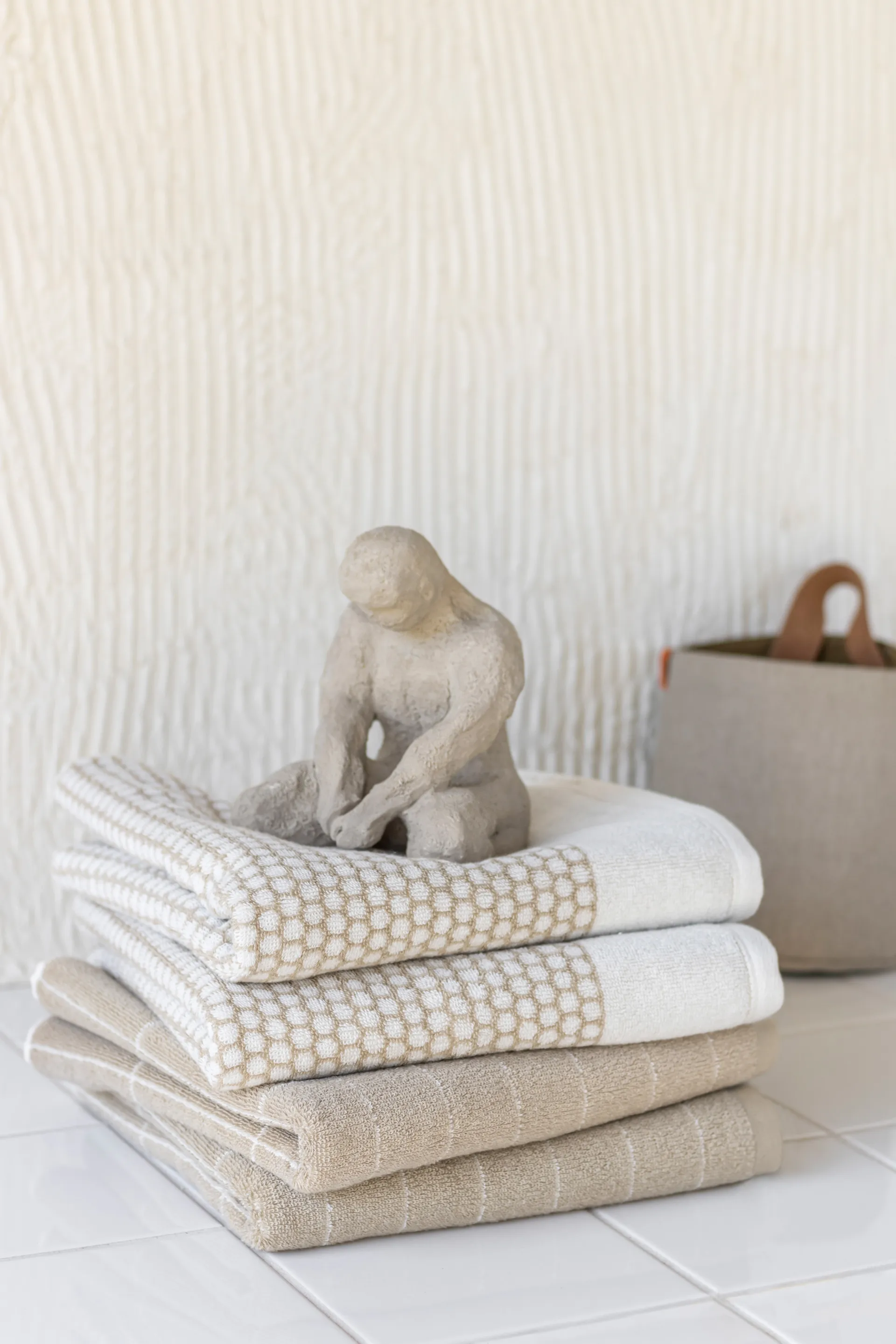 Tile Stone gästhandduk 38x60 cm 2-pack, Sand-off white Mette Ditmer