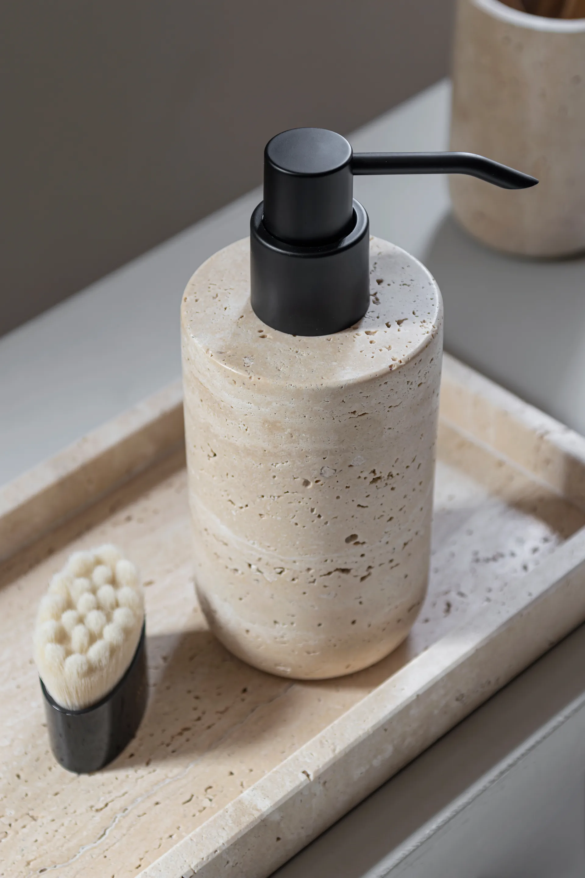 Travertine tvålpump 17,5 cm, Linen Mette Ditmer