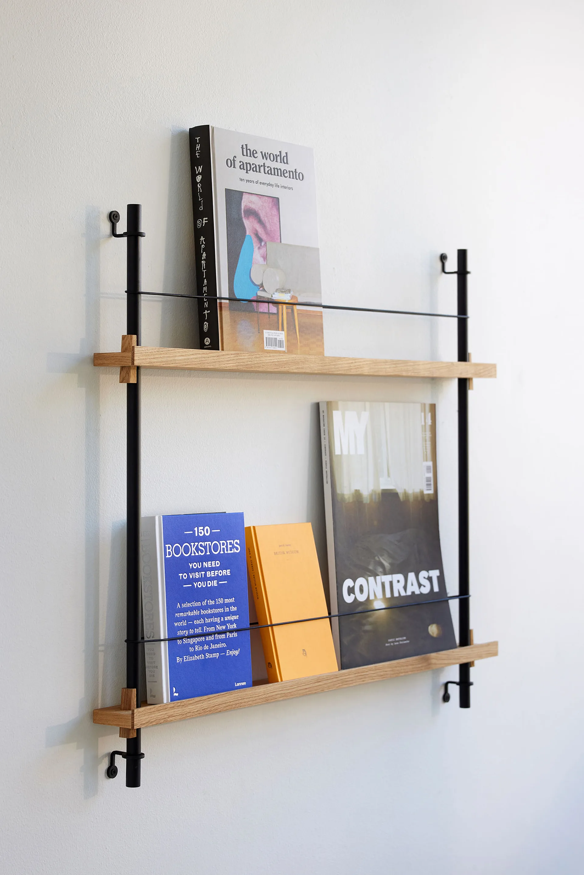 Magazine Shelving tidningsställ, Black, 85x115x7 cm, MS.115.1 MOEBE