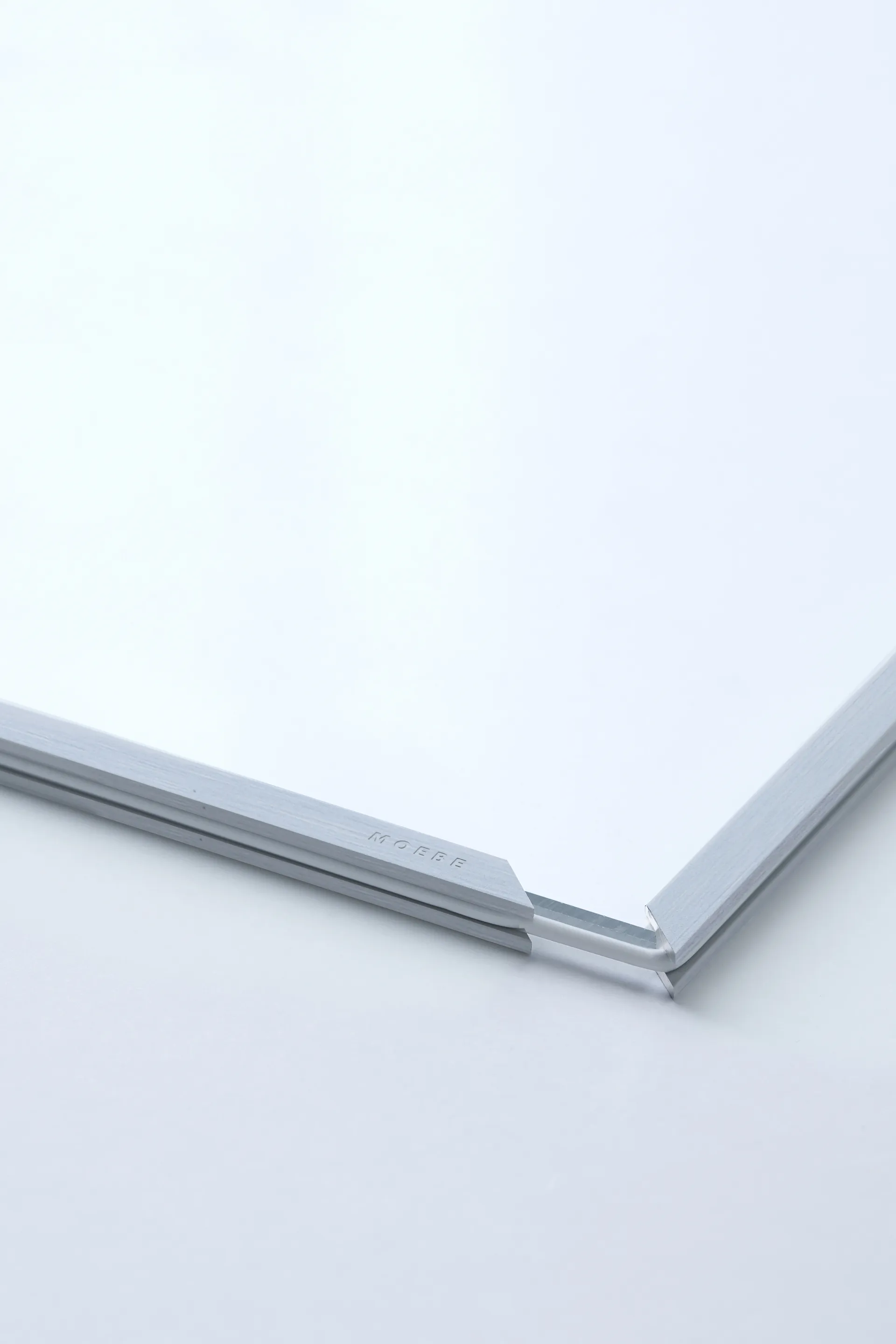 Moebe Frame A3 31,7x44 cm, Brushed aluminium MOEBE