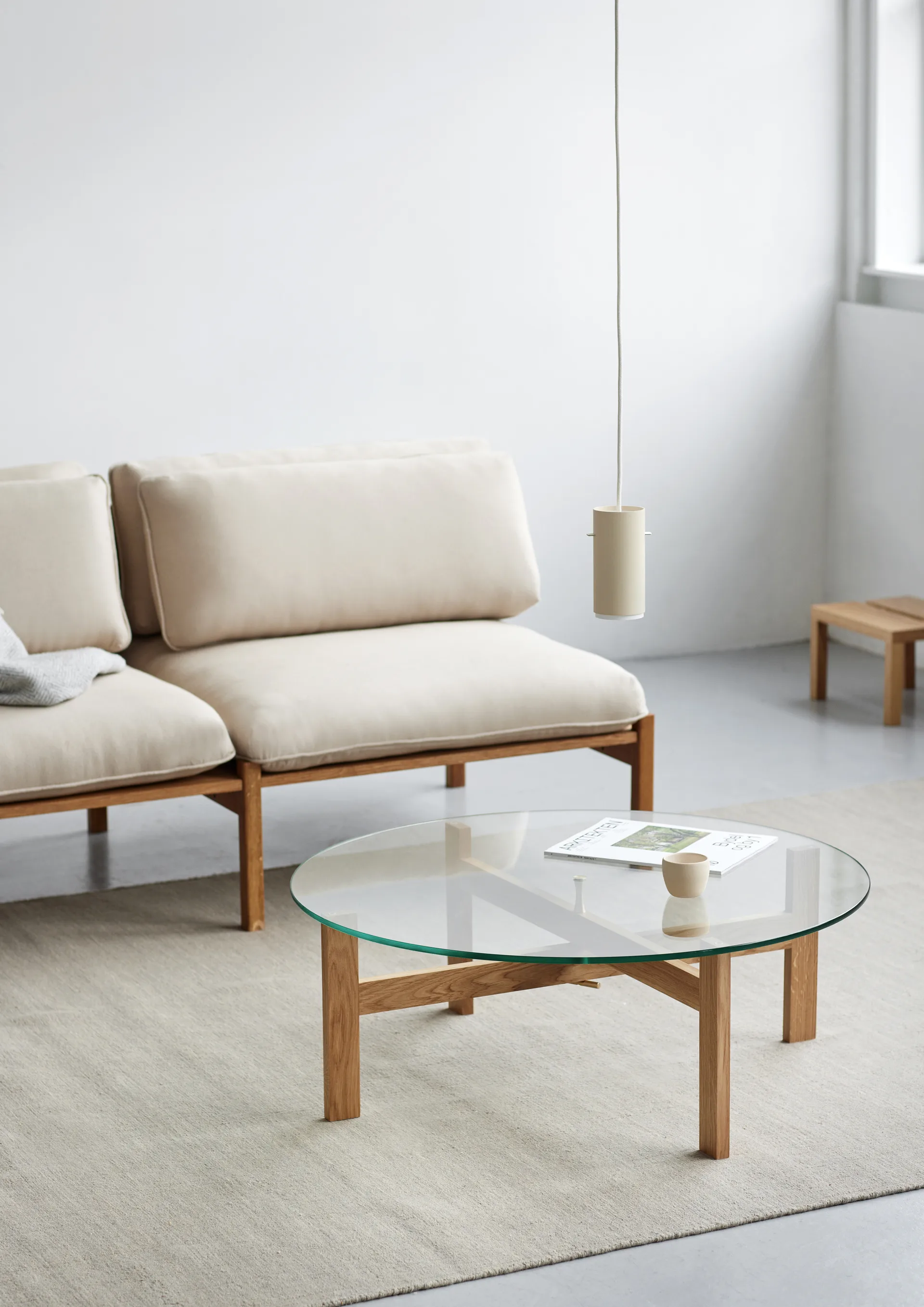 Moebe Round soffbord Ø88 cm, Ek MOEBE