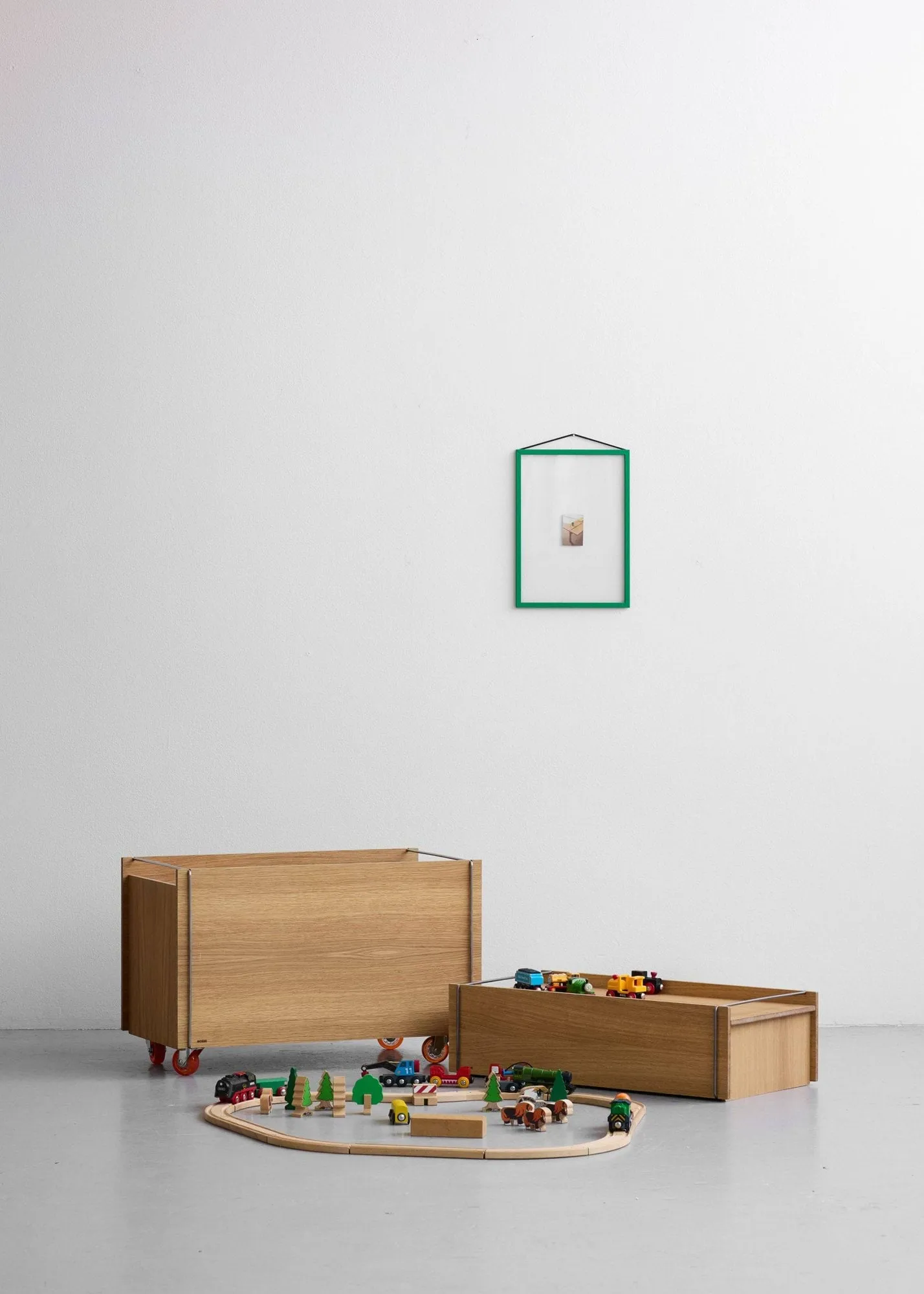 Moebe storage box, Oljad ek-rostfritt stål, low, 16,5x60x31 cm MOEBE
