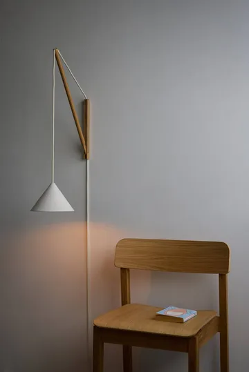 Suspended Wall Lamp vägglampa - Ek-vit - MOEBE