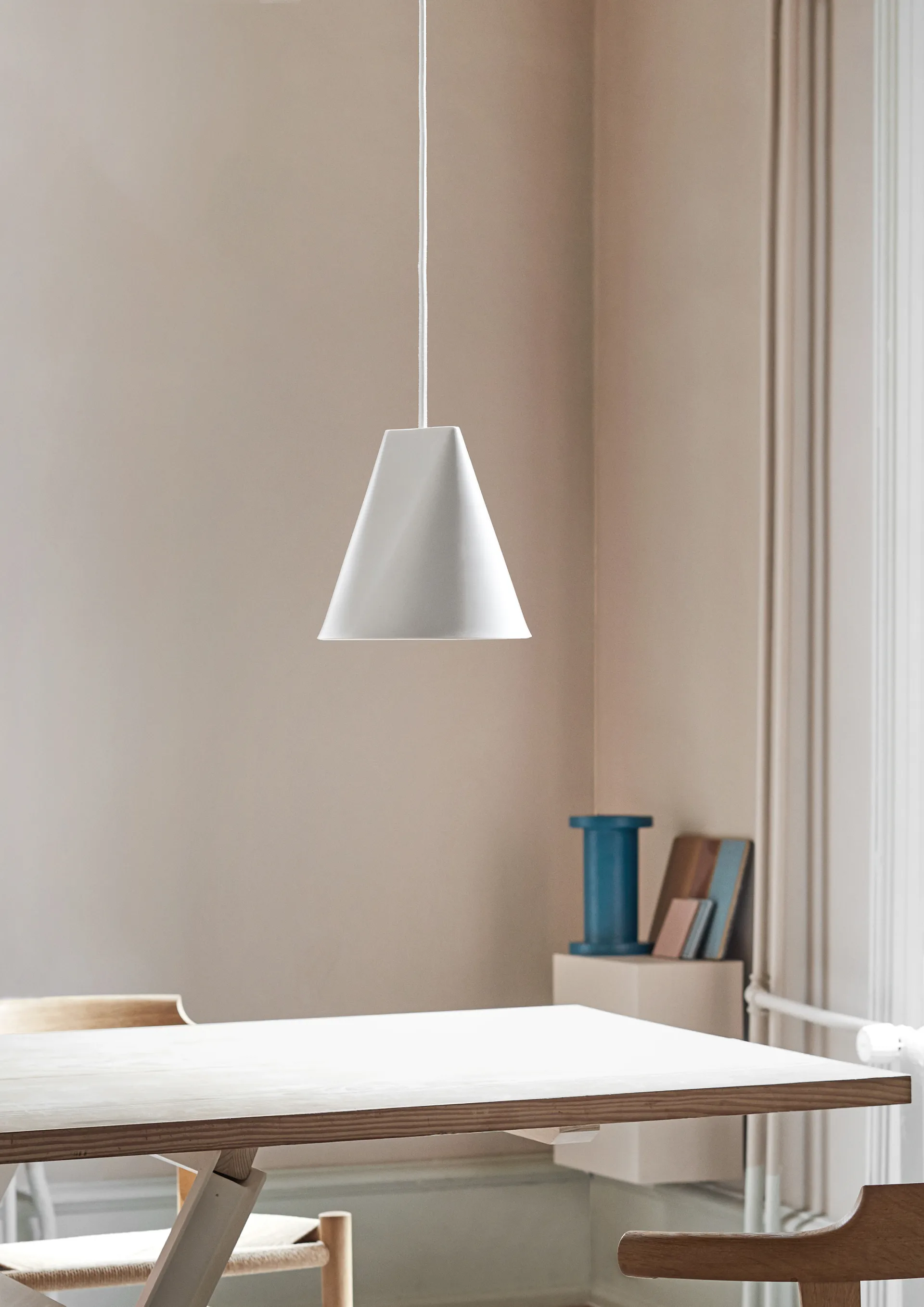 Taklampa keramik 23x23,5 cm, White MOEBE