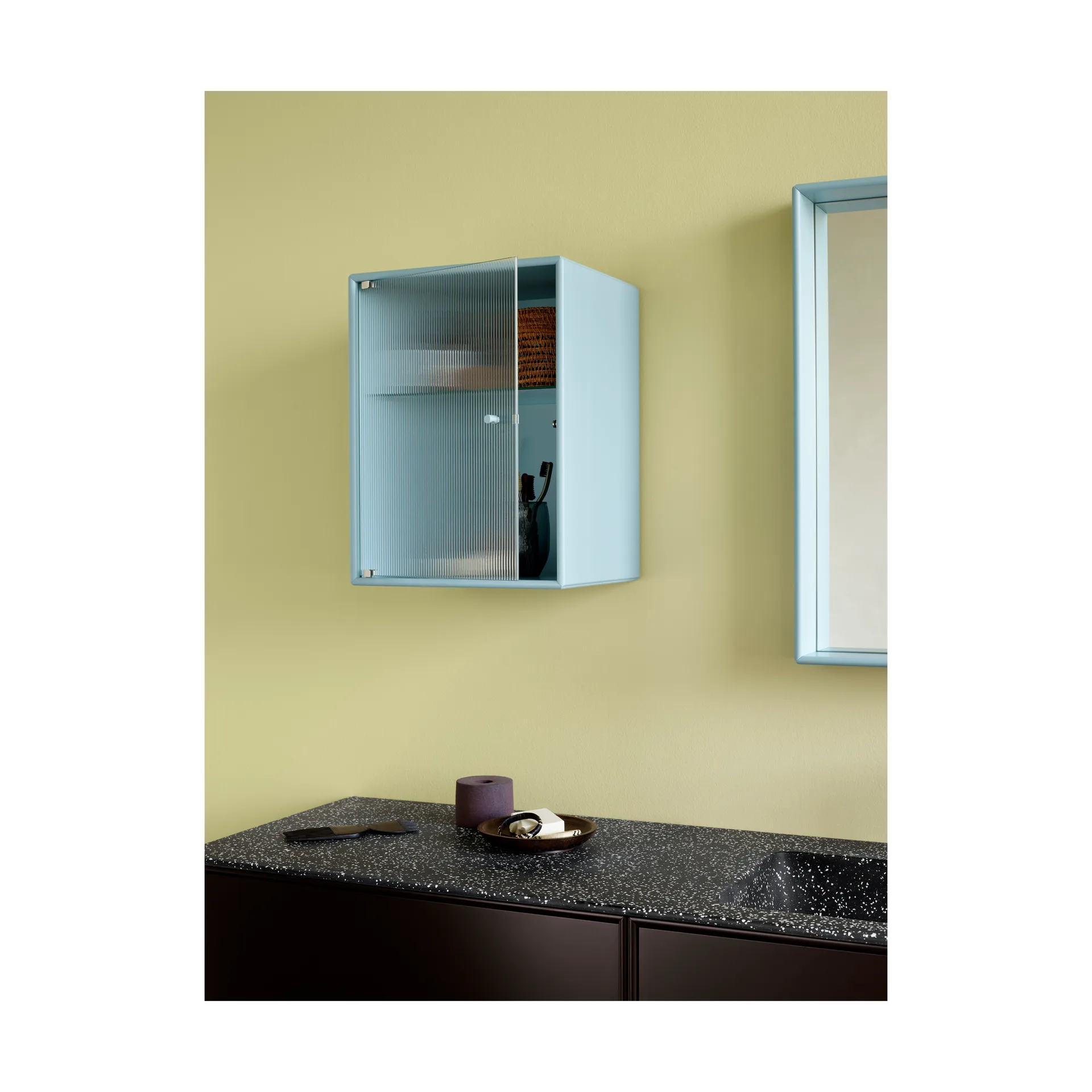Ripple badrumsskåp 35,4x46,8x20 cm, Flint Montana