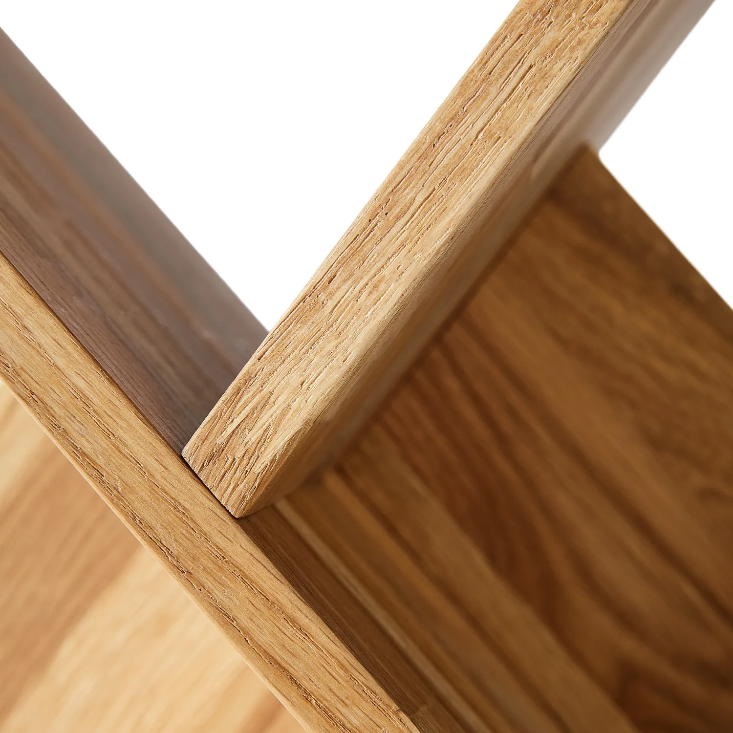 Ottawa tidningsställ, Natural oak MUUBS