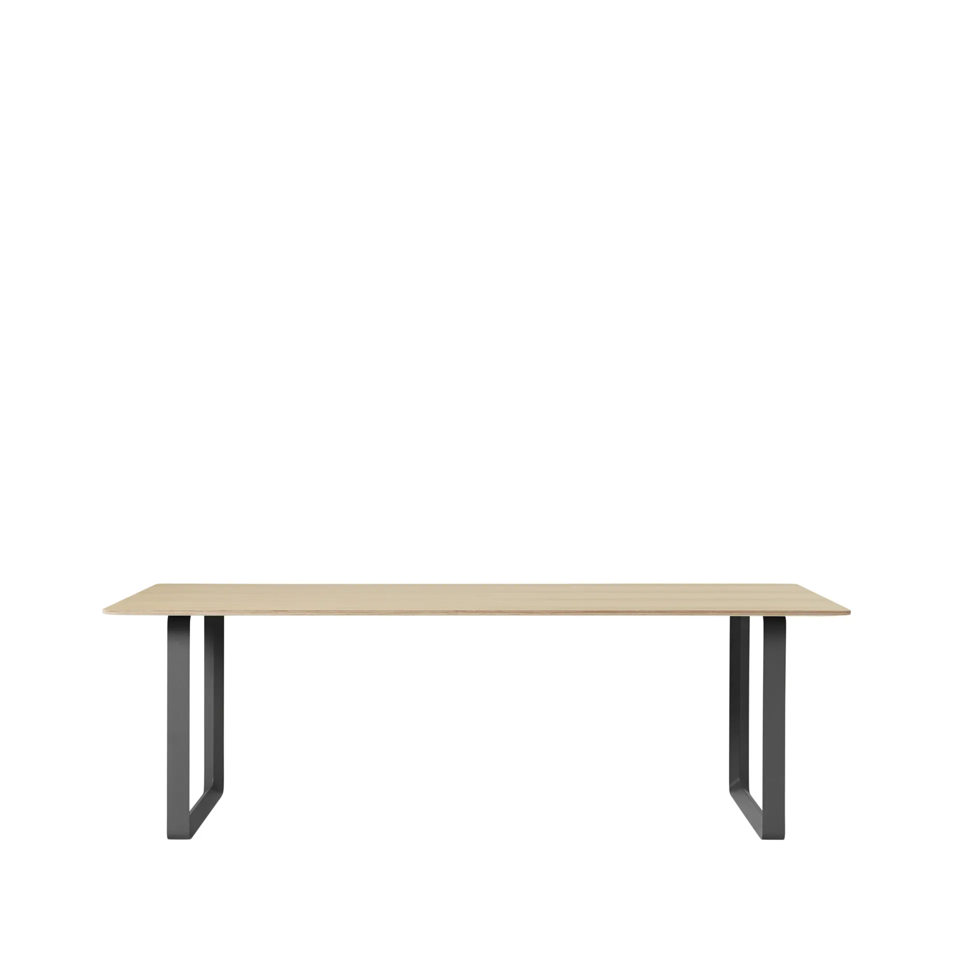 70/70 matbord 225x90 cm, Oak veneer-Plywood-Black Muuto