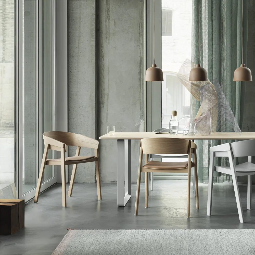70/70 matbord 225x90 cm, Solid oak-Sand Muuto
