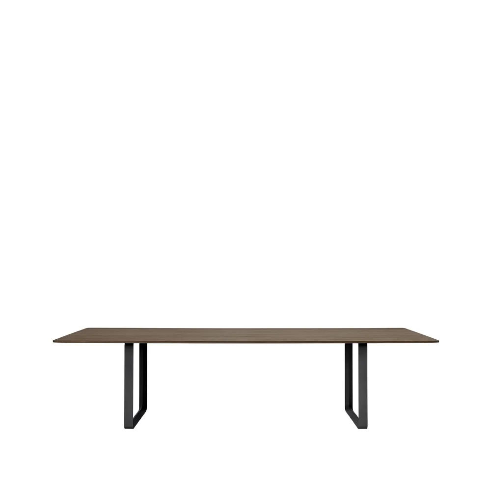 70/70 matbord 295x108 cm, Solid smoked oak-Black Muuto