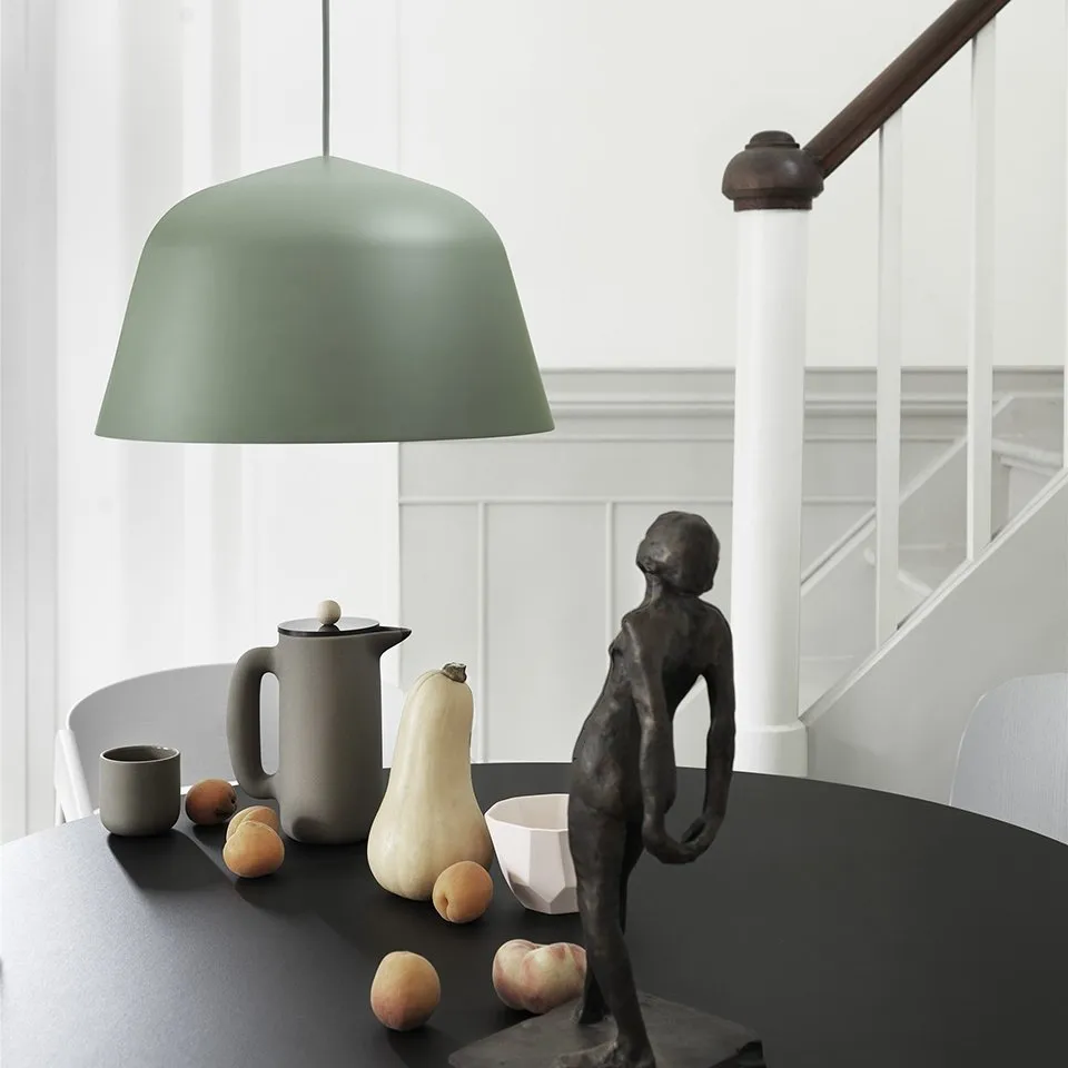 Ambit taklampa Ø25 cm, Dusty green (grön) Muuto