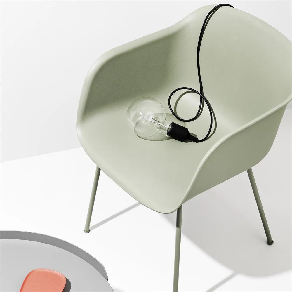 Fiber chair stol med armstöd, Dusty green-Green (plastic) Muuto