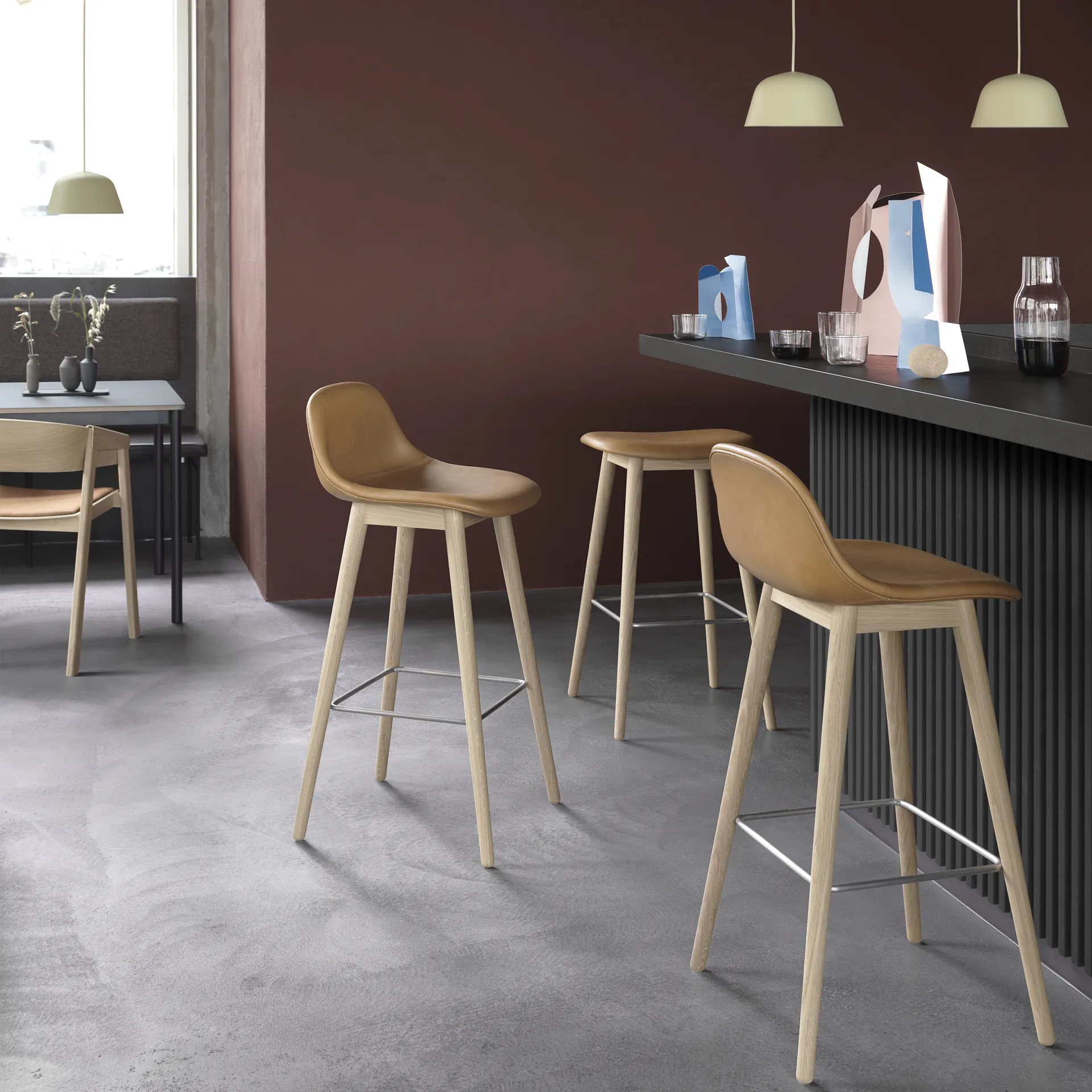 Fiber counter stool barpall 65 cm, Dusty green Muuto