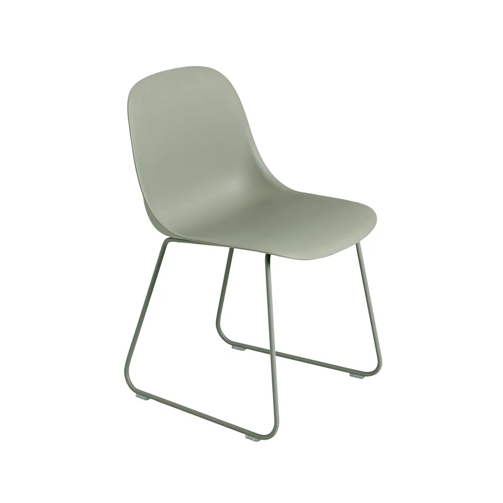 Fiber karmstol sled base, dusty green, gröna medar Muuto