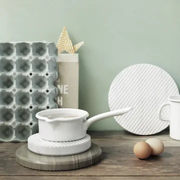 Groove grytunderlägg marmor - vit liten - Muuto