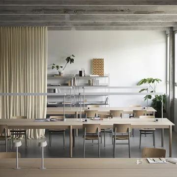 Linear System bord 142x240 cm - White laminate-White ABS-Oak - Muuto